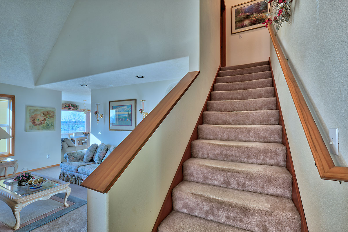  Stairs to bedroom landing 